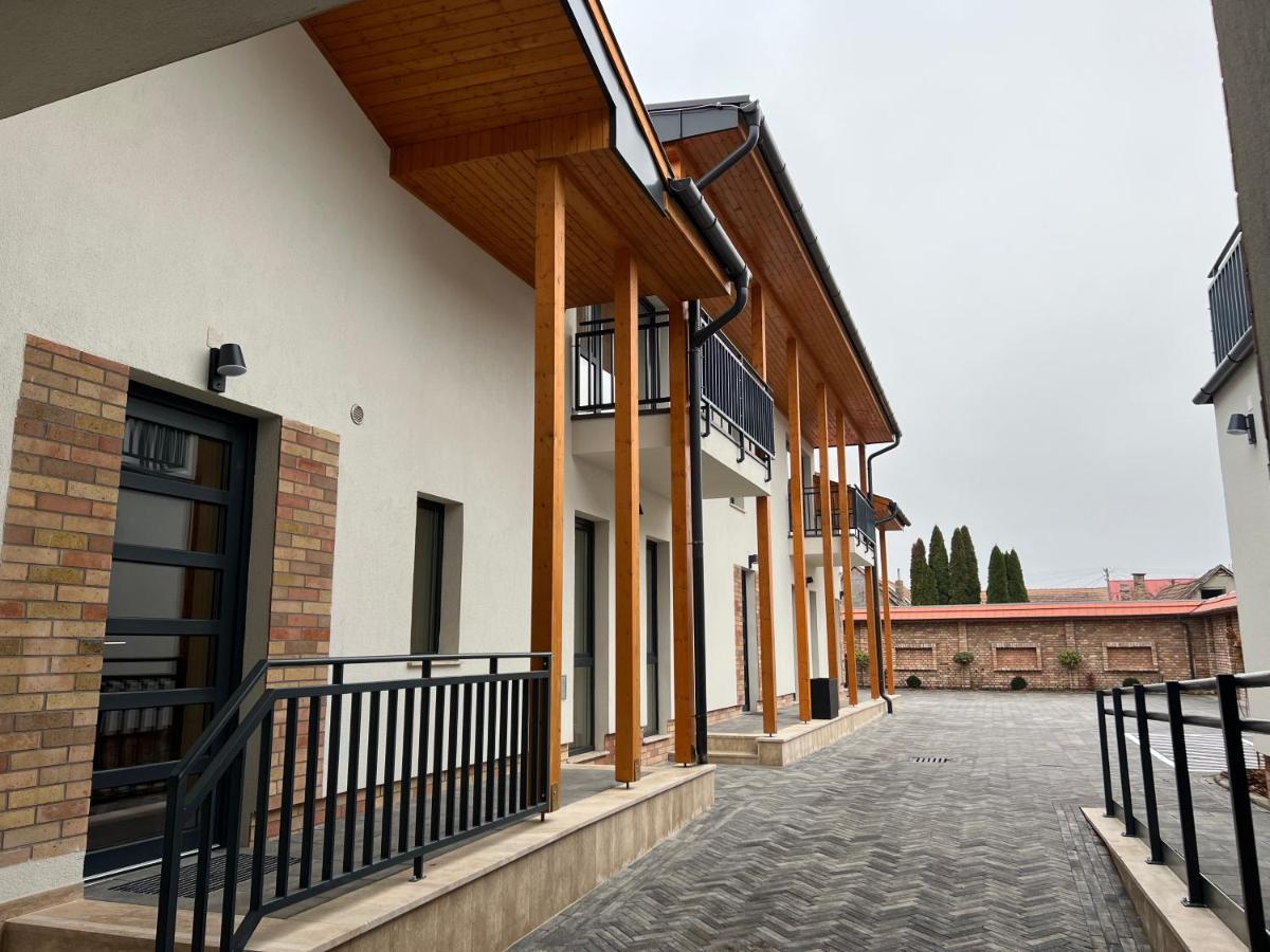 H11 Rooms Esztergom Ngoại thất bức ảnh